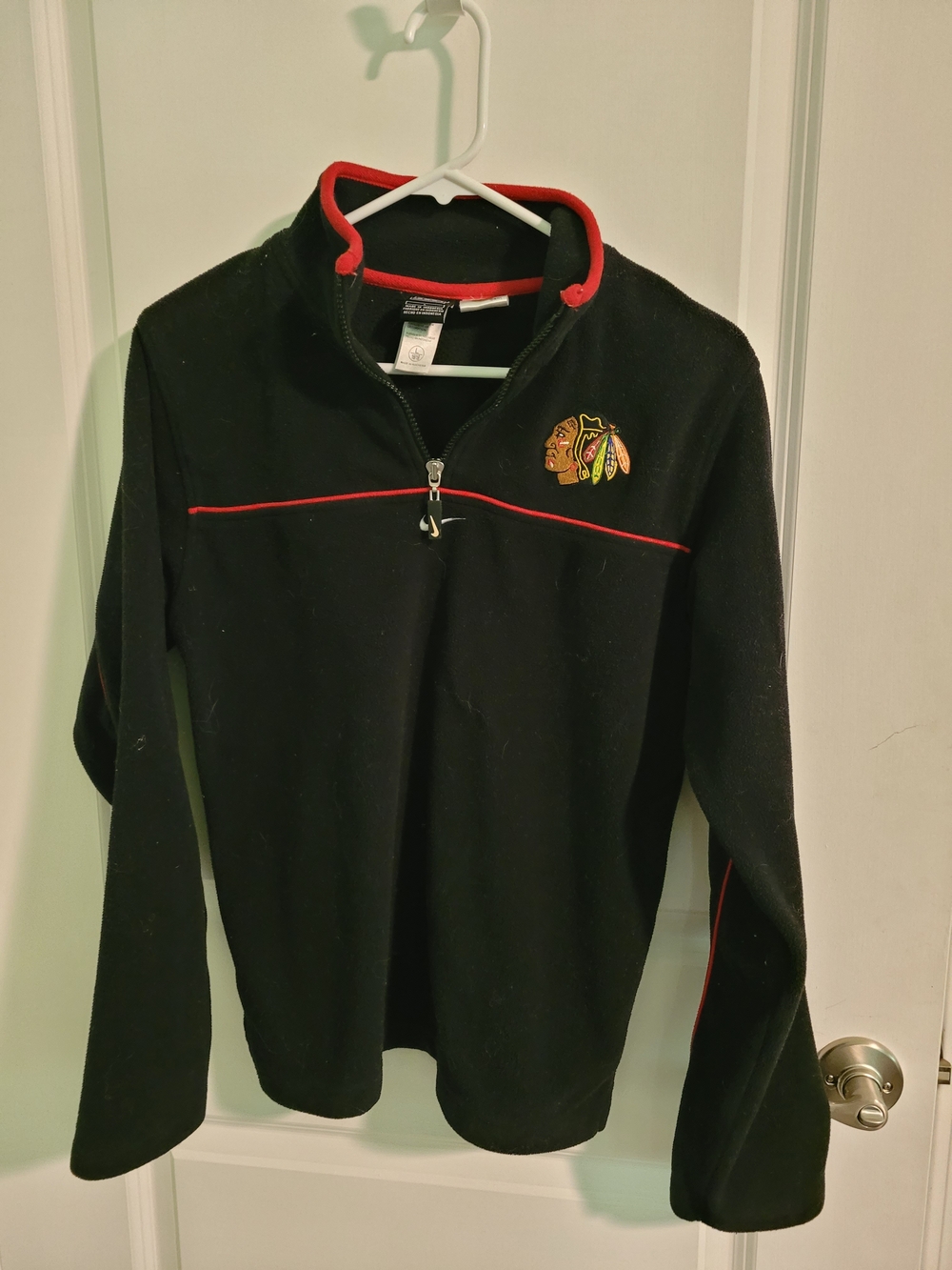 NHL Black and Red Kids 1/4 Zip Pullover with Blackhawks Crest